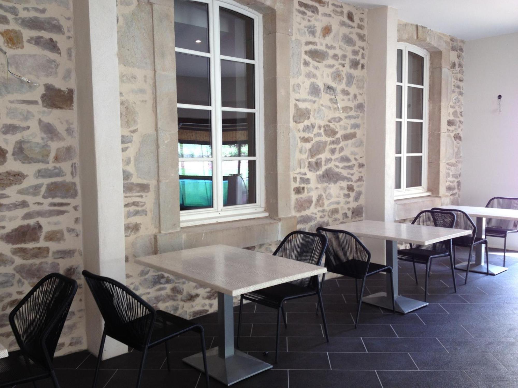 Le 1837 Aparthotel Saint-Affrique Exterior foto